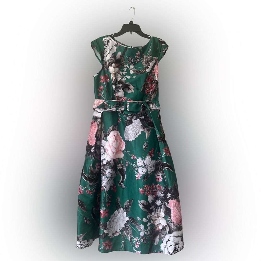 Green dress